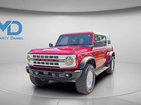 Used 2025 Ford Bronco Heritage Edition AWD/4WD image 2