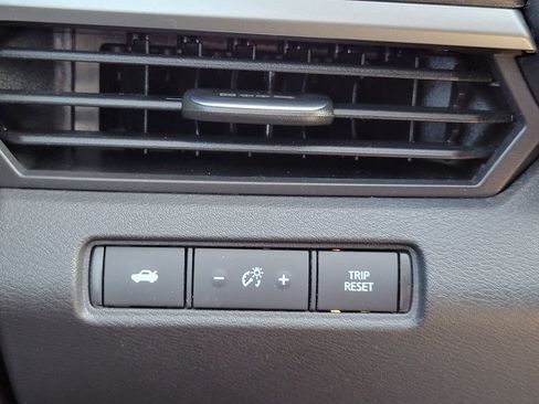 Used 2024 Nissan Altima 2.5 SV image 24