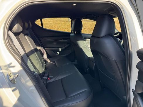 Used 2024 MAZDA MAZDA3 s image 10