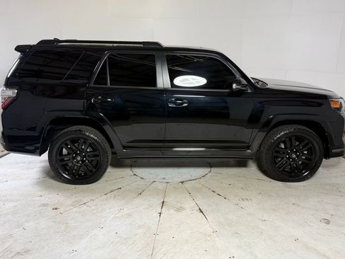 Used 2019 Toyota 4Runner Limited AWD/4WD image 8