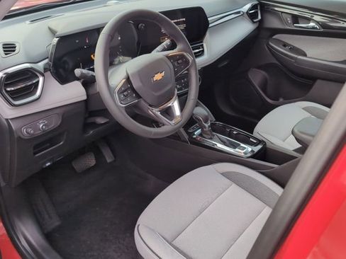 Certified 2026 Chevrolet TrailBlazer LT w/ Convenience Package image 14