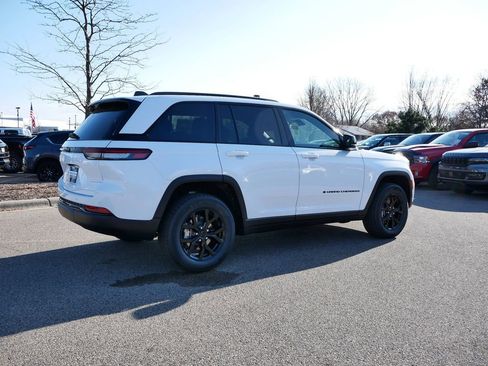 New 2025 Jeep Grand Cherokee Laredo image 47