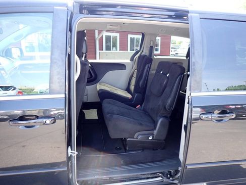 Used 2012 Dodge Grand Caravan Crew w/ Crew Value Pkg FWD image 8