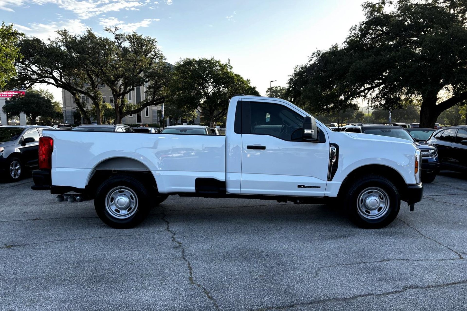 New 2025 Ford F250 XL w/ XL Driver Assist Package RWD image 7