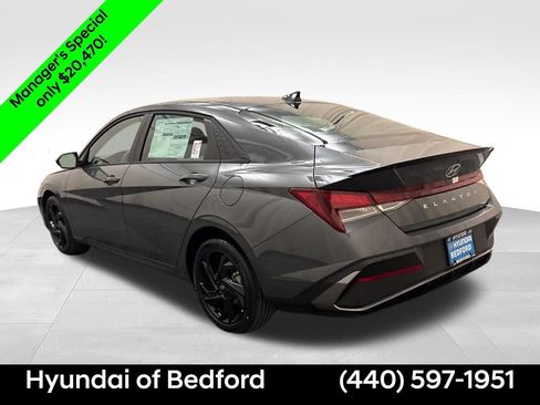 Used 2026 Hyundai Elantra Sport FWD image 7