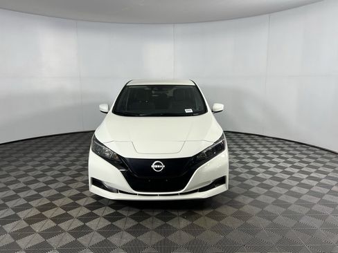 Used 2024 Nissan Leaf S image 11