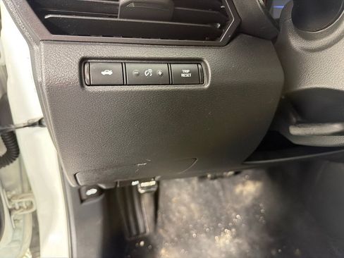 Used 2024 Nissan Altima 2.5 S image 14