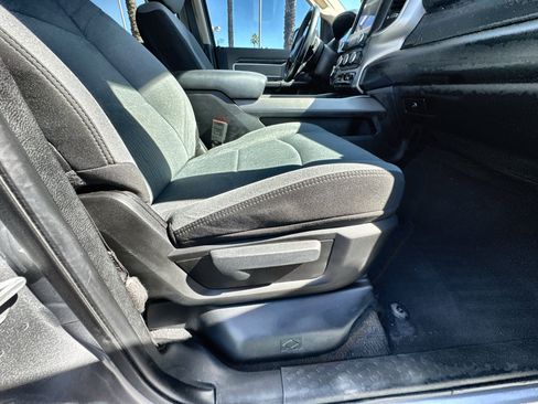 Used 2019 RAM 2500 Big Horn image 28