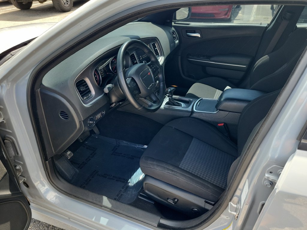 Used 2022 Dodge Charger R/T RWD image 13