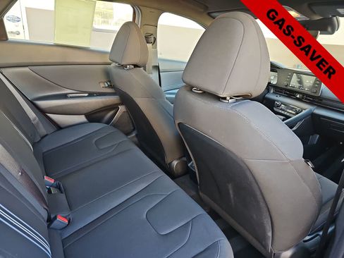 Certified 2025 Hyundai Elantra Sport FWD image 16