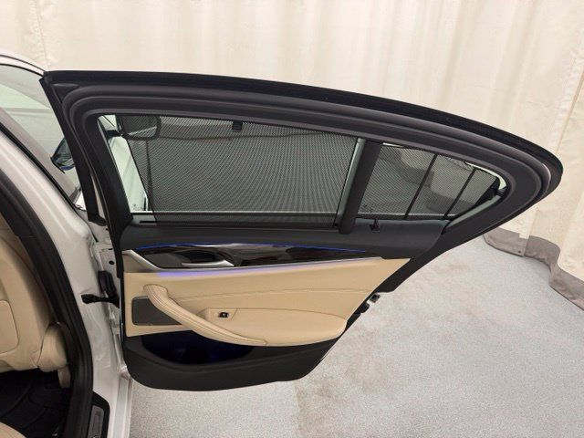 Used 2022 BMW 540i xDrive w/ Executive Package AWD/4WD image 19