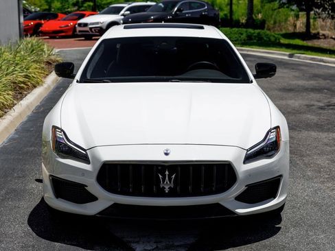 Used 2022 Maserati Quattroporte Modena RWD image 8