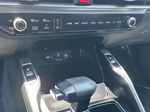 Used 2025 Kia Sorento S w/ Panoramic Sunroof Package FWD image 37