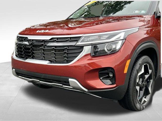Used 2025 Kia Seltos S AWD/4WD image 2