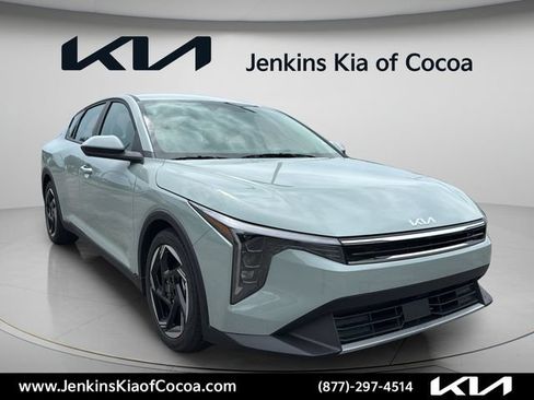 New 2026 Kia K4 EX FWD image 2