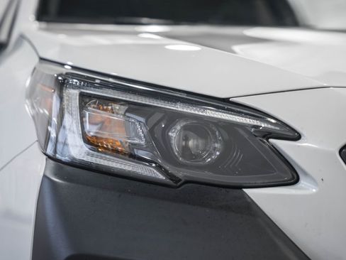 Used 2022 Subaru Outback Wilderness w/ Wilderness Package image 18