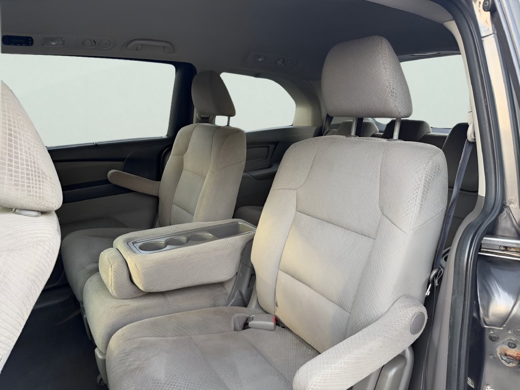 Used 2016 Honda Odyssey SE image 28