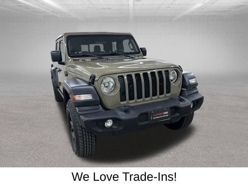 Used 2020 Jeep Gladiator Sport w/ Quick Order Package 24S AWD/4WD image 3