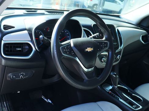 Used 2020 Chevrolet Equinox LS image 37