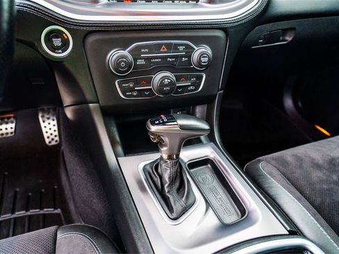 Used 2019 Dodge Charger Scat Pack w/ Dynamics Package RWD image 14