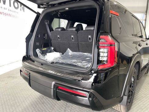 New 2026 Nissan Armada PRO-4X image 7