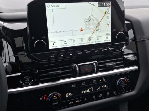 New 2025 Nissan Pathfinder SL w/ SL Premium Package image 10