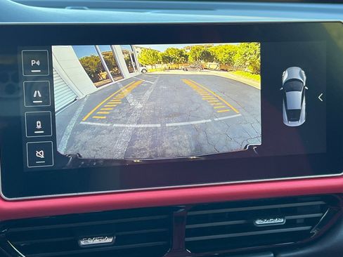 New 2025 Lotus Emira image 18