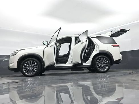 Used 2022 Nissan Pathfinder SL w/ SL Premium Package FWD image 75