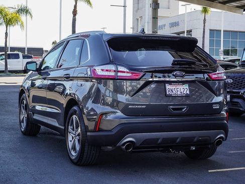 Used 2020 Ford Edge SEL w/ Convenience Package image 5