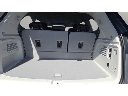 New 2026 GMC Acadia Denali image 16