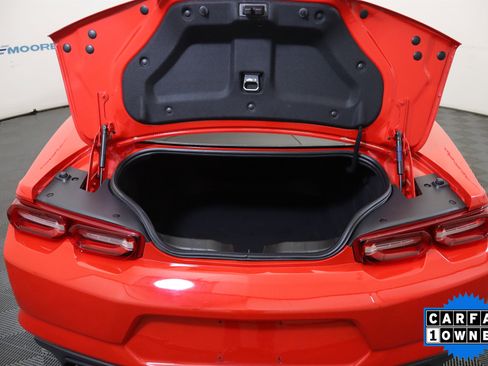 Certified 2022 Chevrolet Camaro LT w/ Technology Package image 8