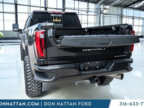 Used 2024 GMC Sierra 3500 Denali Ultimate AWD/4WD image 33