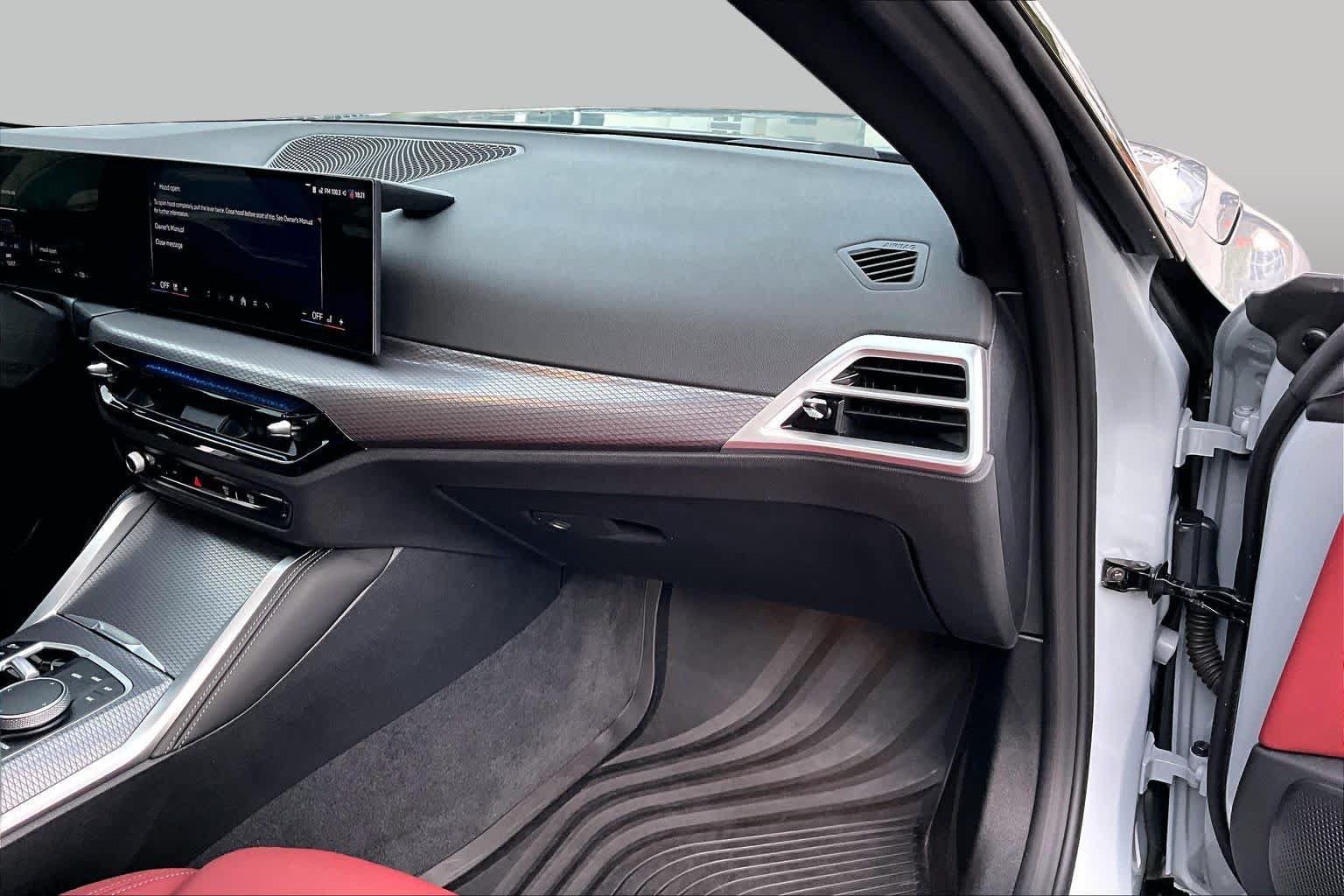 Used 2025 BMW i4 eDrive40 w/ M Sport Package RWD image 18