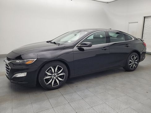 Used 2020 Chevrolet Malibu RS image 2