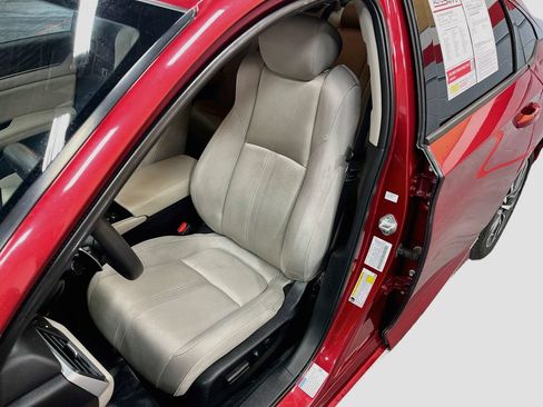 Used 2021 Honda Accord EX image 18