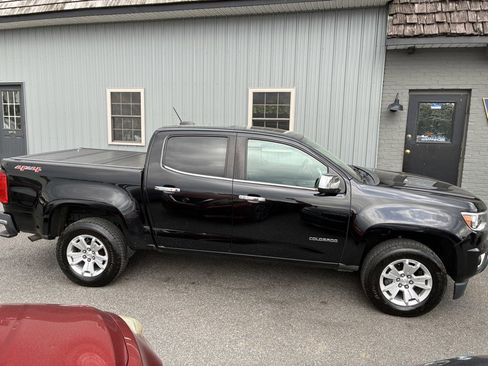 Used 2018 Chevrolet Colorado LT w/ Luxury Package, Chrome AWD/4WD image 4