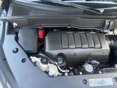 Used 2016 Chevrolet Traverse LS image 33