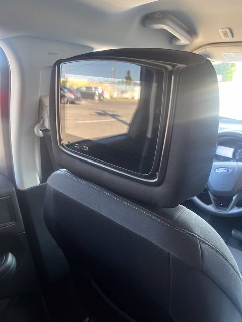 Used 2021 Ford Edge SE AWD/4WD image 7