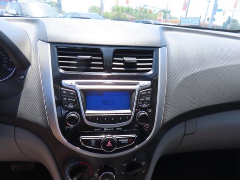 Used 2012 Hyundai Accent GLS w/ Premium Pkg 3 FWD image 25