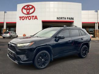 Used 2022 Toyota RAV4 SE AWD/4WD video 1