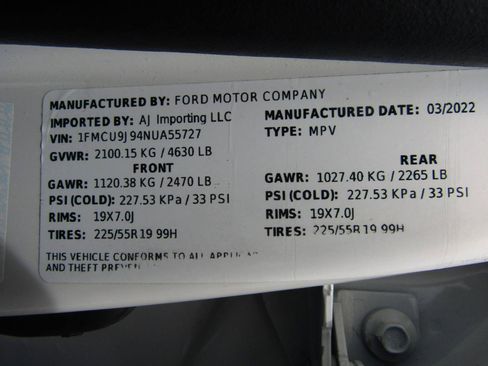 Used 2022 Ford Escape Titanium AWD/4WD image 27