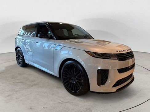 New 2026 Land Rover Range Rover Sport SV image 2