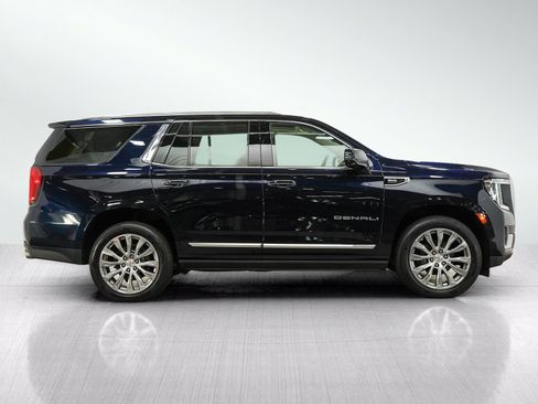 Used 2023 GMC Yukon Denali AWD/4WD image 6