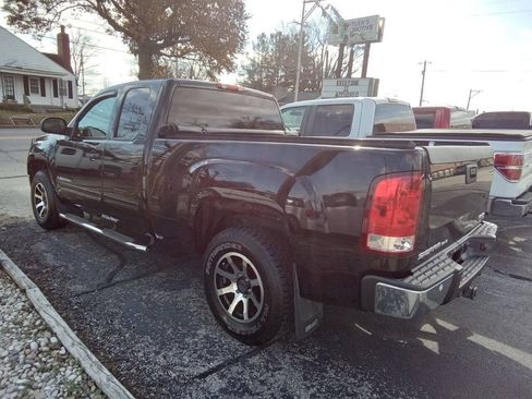 Used 2009 GMC Sierra 1500 SLE w/ Power Pack Plus RWD image 8