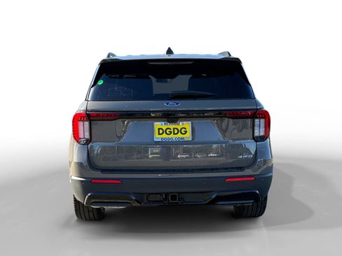 New 2026 Ford Explorer ST-Line w/ ST-Line Street Pack image 4