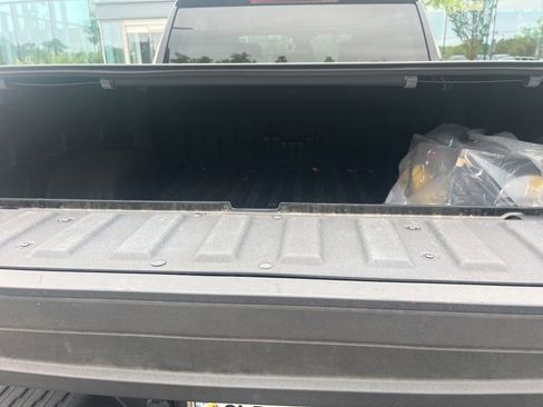 Used 2025 Chevrolet Silverado 1500 RST w/ Protection Package RWD image 8