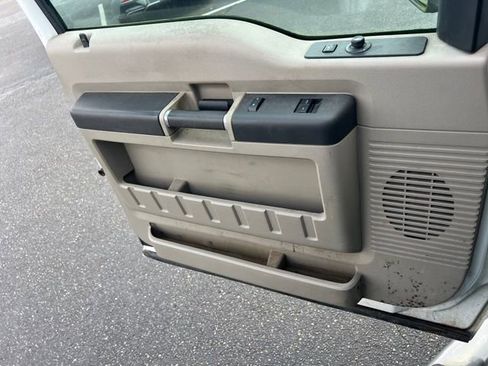 Used 2010 Ford F350 4x4 SuperCab Super Duty image 18