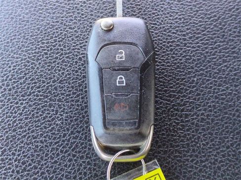 Certified 2022 Ford F250 Lariat image 27