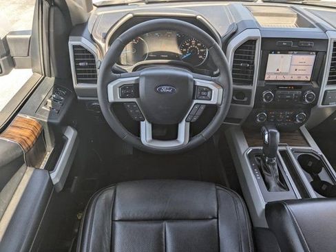 Used 2019 Ford F150 Lariat RWD image 18