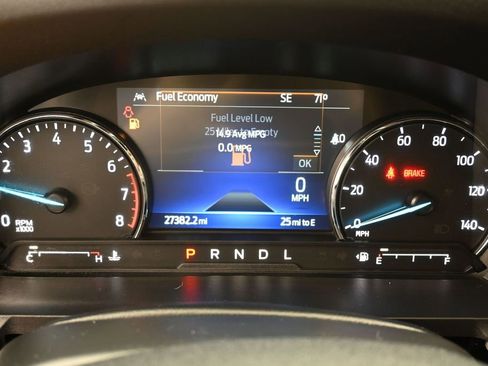 Used 2022 Ford Explorer XLT w/ Equipment Group 202A AWD/4WD image 21
